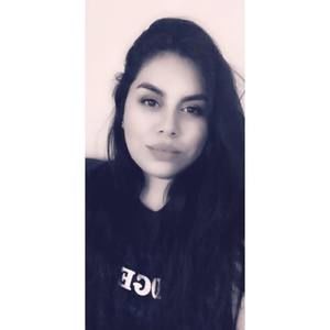 Meet your Posher, Rosio